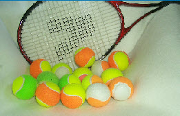 coloured tennis balls 